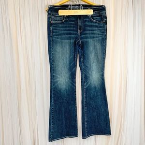 American Eagle kick boot bootcut jeans